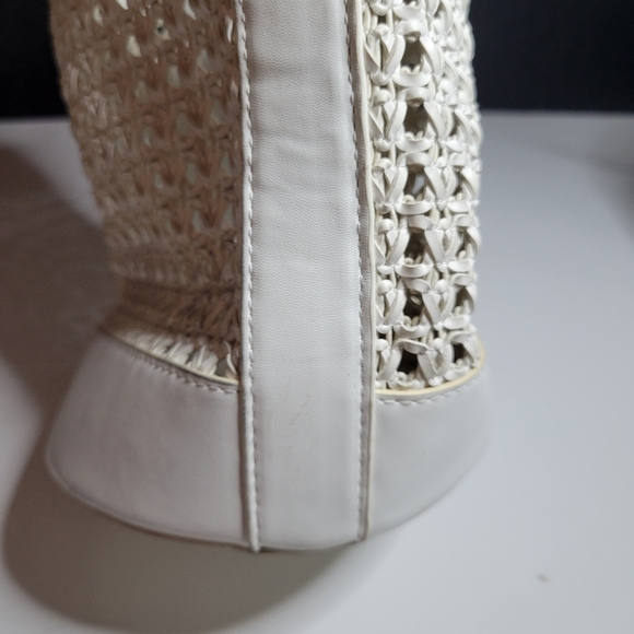 Forever 21 White Crochet Boho Bucket Shoulder Summer Spring Festival Beach Bag - Picture 13 of 14
